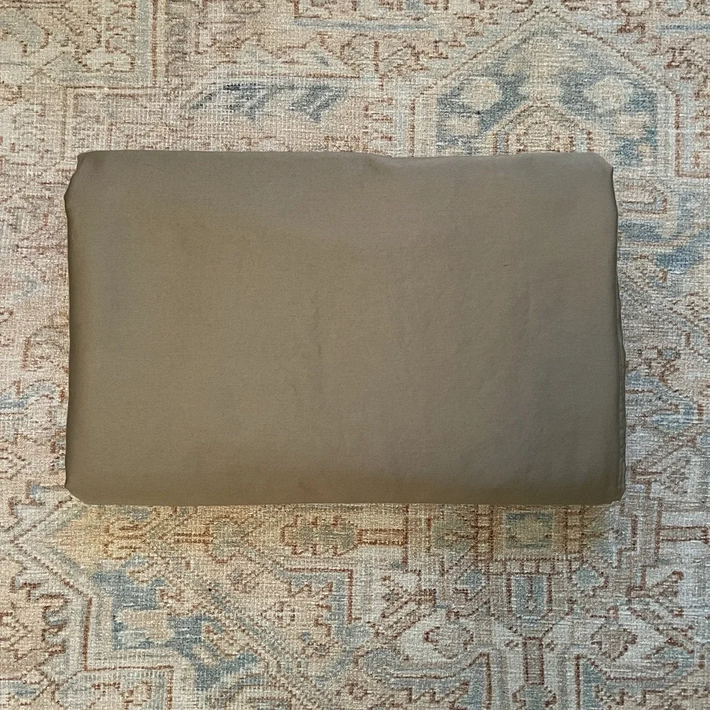 Royal Velvet Taupe Twin Duvet Cover Set Button Closure